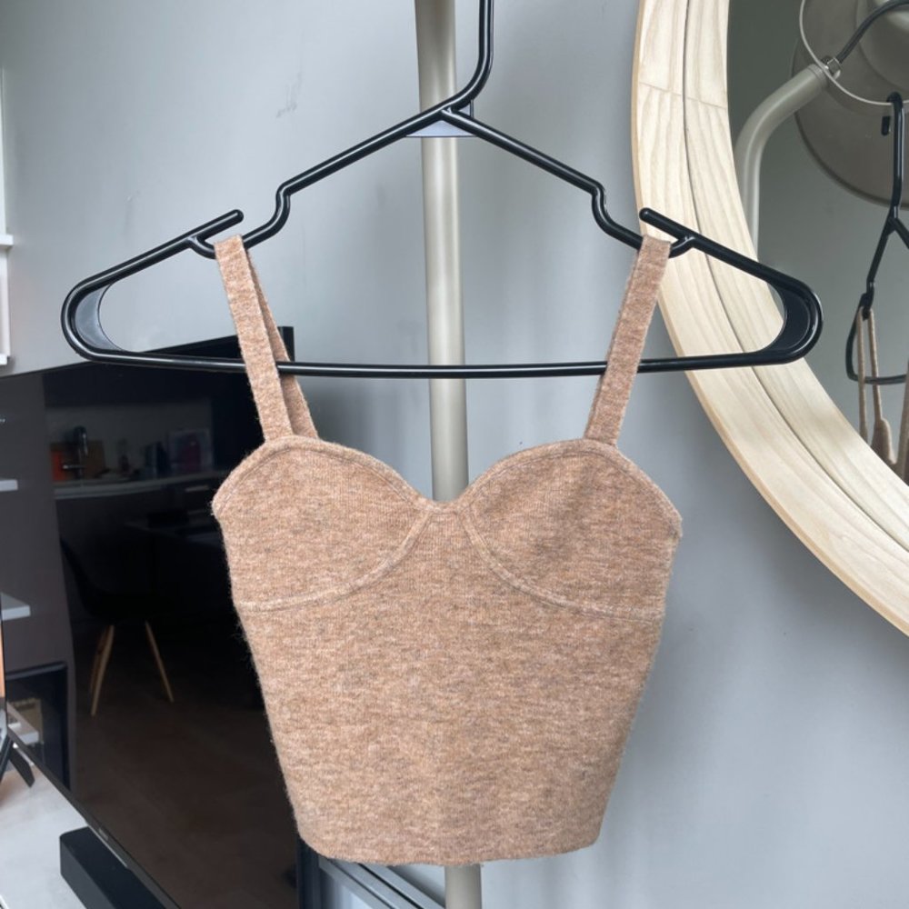 Aritzia/Wilfred Sicily Sweater Top